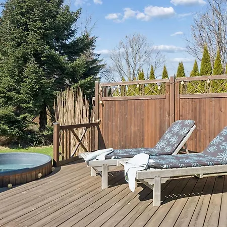 Сasa de vacaciones Emelita - 1-1km From The Sea By Interhome